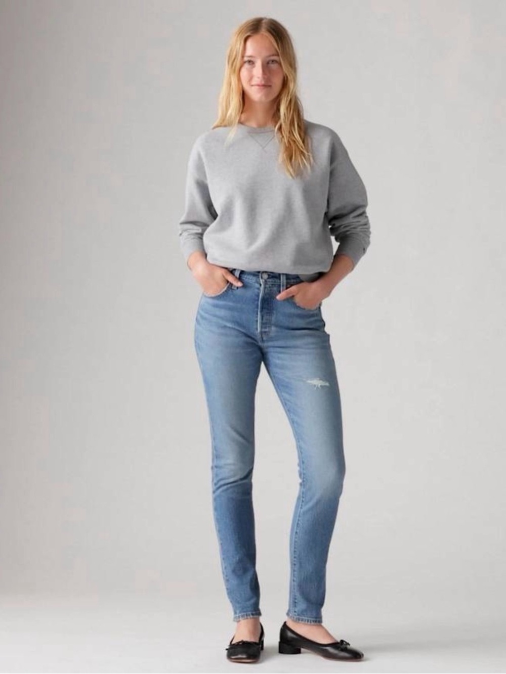 Levi’s women’s 501 Skinny light wash
